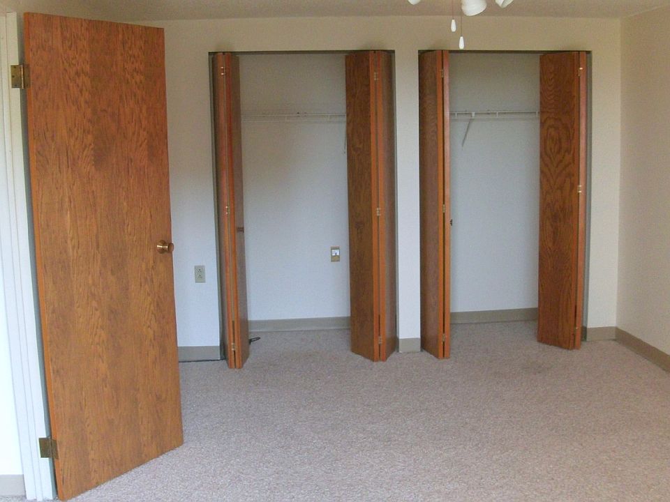 1st image of 344 W Dayton St APT 702