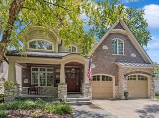 416 S Wright St, Naperville, IL
