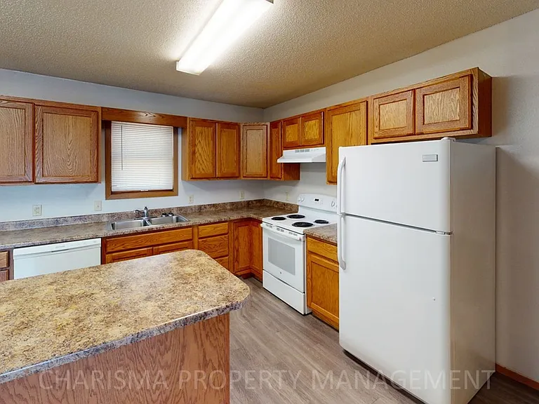 Pheasant View Apartments — Photo 19