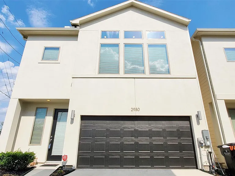 2980 Alice St — Photo 2