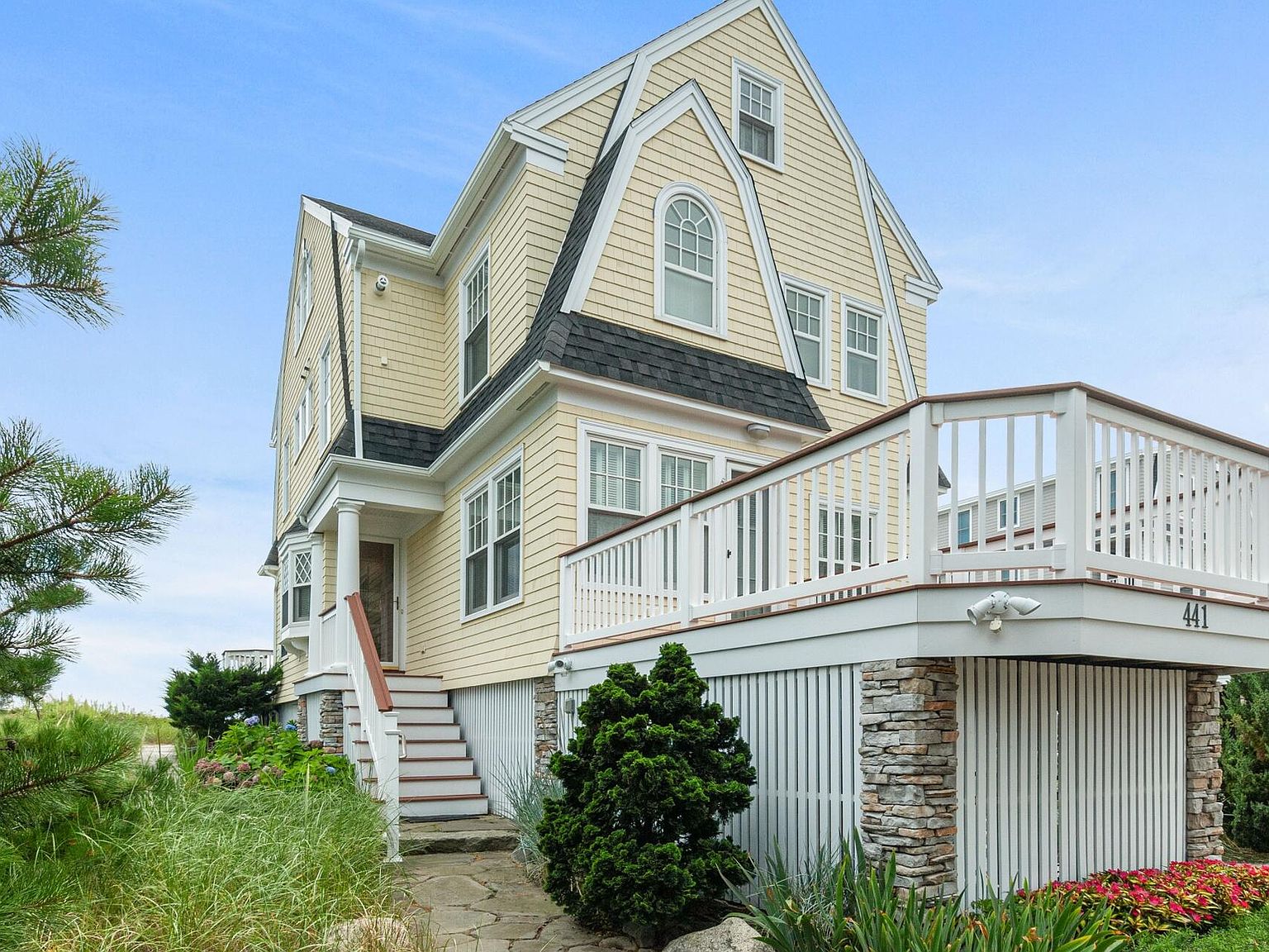 441 Ocean Avenue, Wells, ME 04090 | Zillow