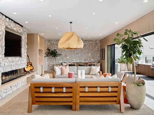 Denizen, 3840 6th Ave #309, San Diego, CA 92103