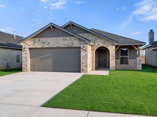 711 E 21st St, Wolfforth, TX 79382