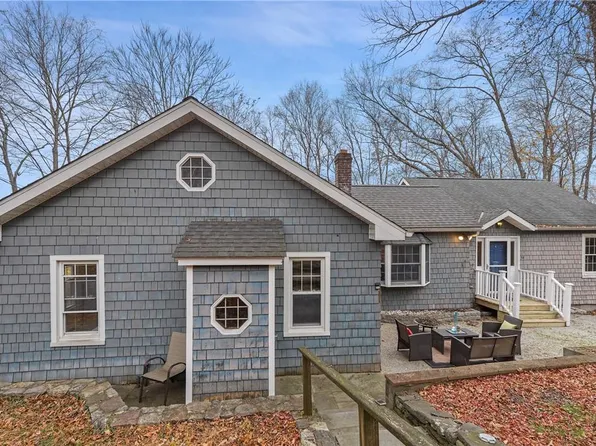 59 Entrance Way, Purdys, NY 10578