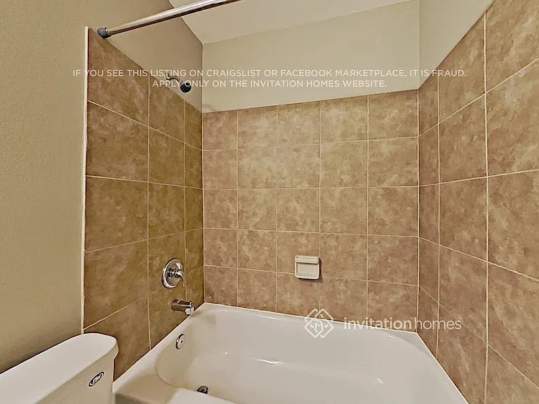 1714 Brandon Trace Ave — Photo 17