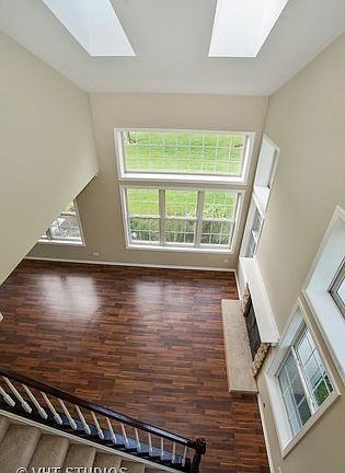 3rd image of 1547 Brittania Way #1547