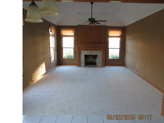 5th image of 4840 Valleybrook Dr