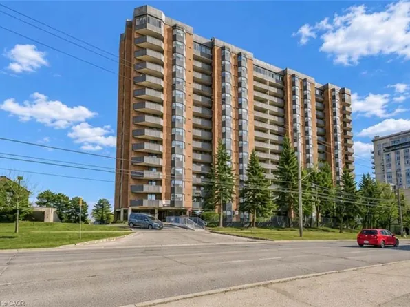 3845 Lakeshore Blvd W #804, Toronto, ON M8W 4Y3
