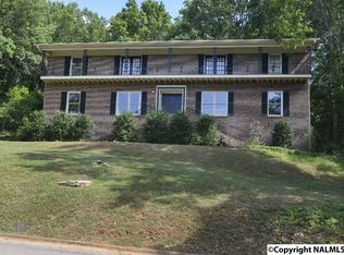 2225 Briarcliff Rd SE, Huntsville, AL 35801