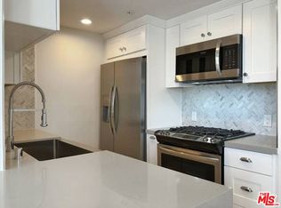 301 S Swall Dr APT 201, Los Angeles, CA 90048