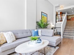 866 Goldstream Ave #102, Langford, BC V9B0J3