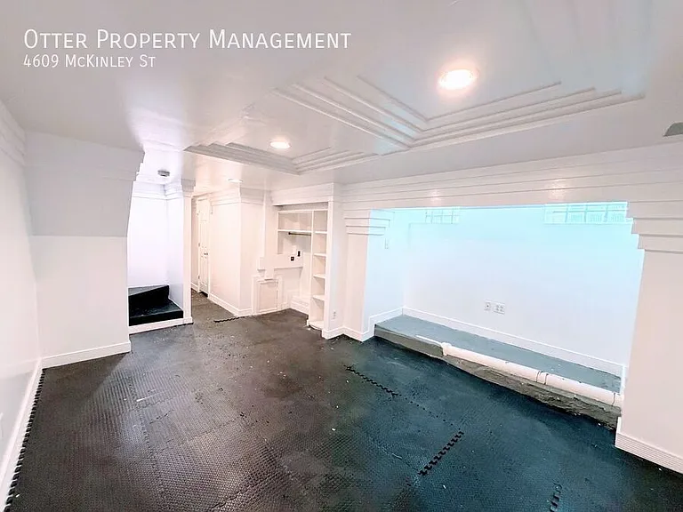 4609 McKinley St — Photo 47
