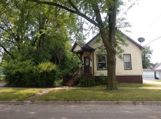 754 E Locust St, Kankakee, IL 60901