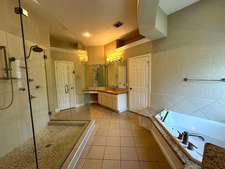 10814 Keystone Fairway Dr — Photo 20