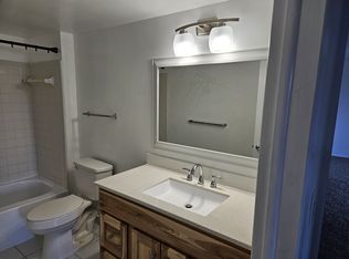 29901 Lorraine Ave APT 5, Warren, MI 48093