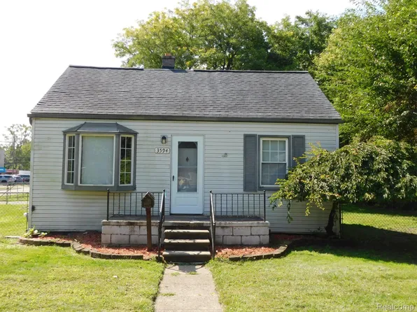 3594 Los Angeles Ave, Warren, MI 48091