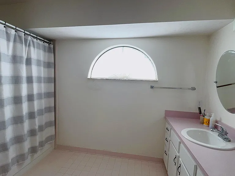 7720 NW 38th Pl — Photo 22