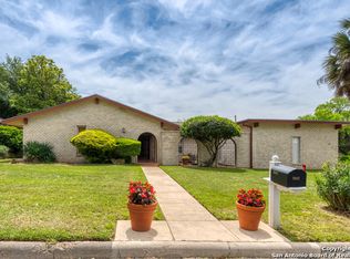 5902 Winding Ridge Dr, Windcrest, TX 78239