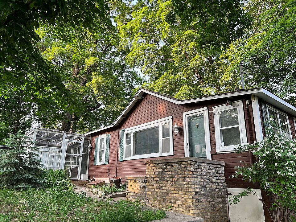 1st image of 3468 Shoreline Dr