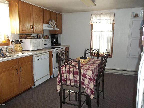 3rd image of 607 Saint Paul Ave S