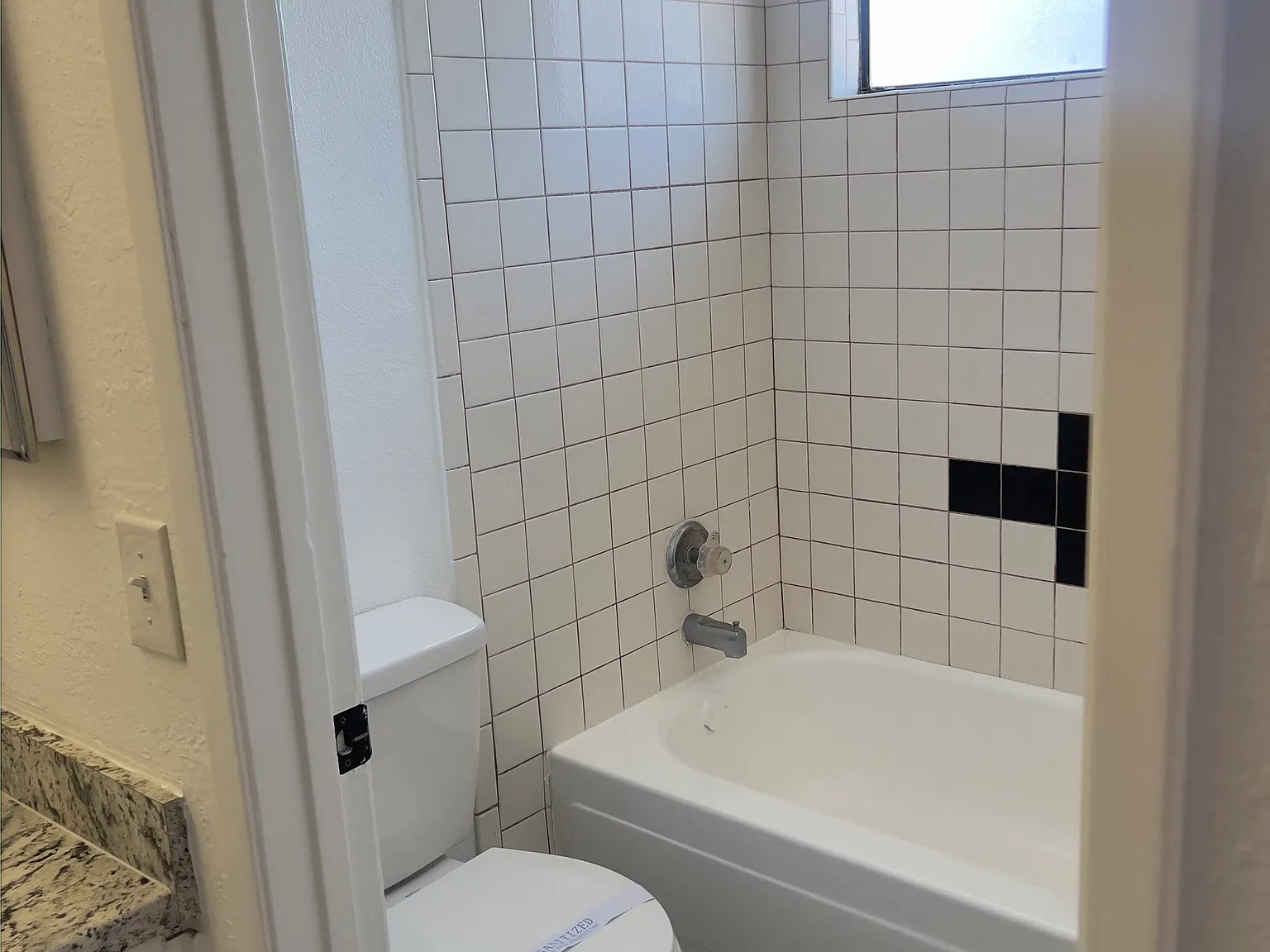 2 bed, $1,350 — Photo 4