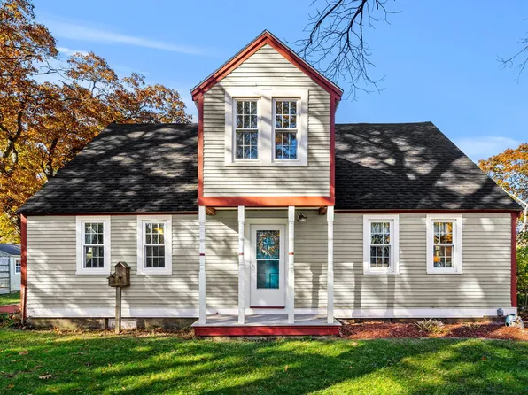 101 Port Road, Kennebunk, ME 04043