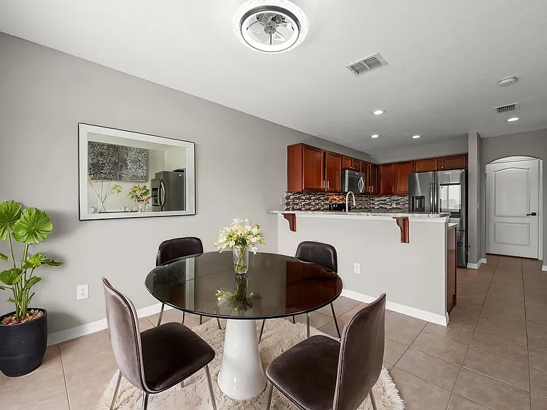 1752 Portcastle Cir — Photo 19