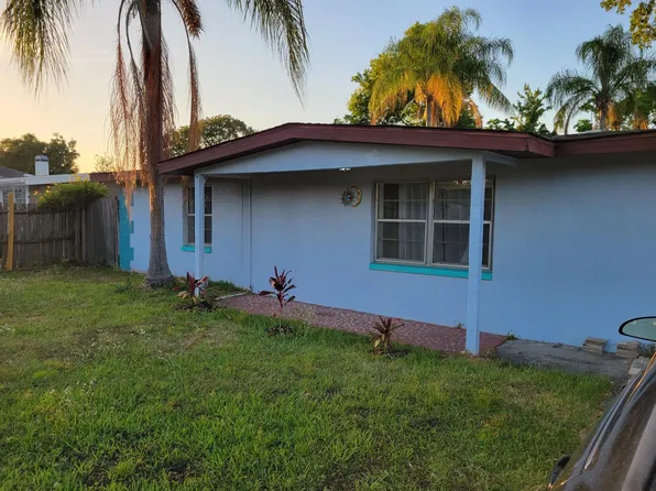 6801 Carob Dr, New Port Richey, FL 34653