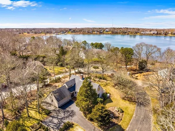 17 Driftwood Ln, Orleans, MA 02653