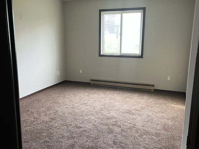 Stonehill Apartments — Photo 7