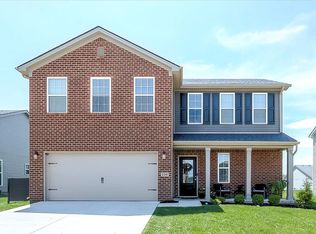 226 Granger Ln, Versailles, KY