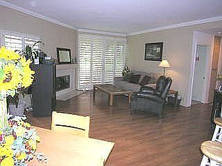 Living Room W/Fireplace