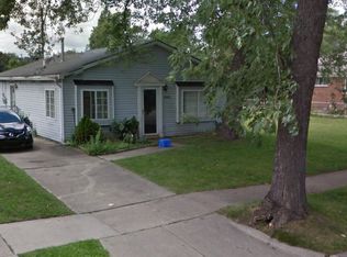 20861 Sunset Ave, Warren, MI 48091