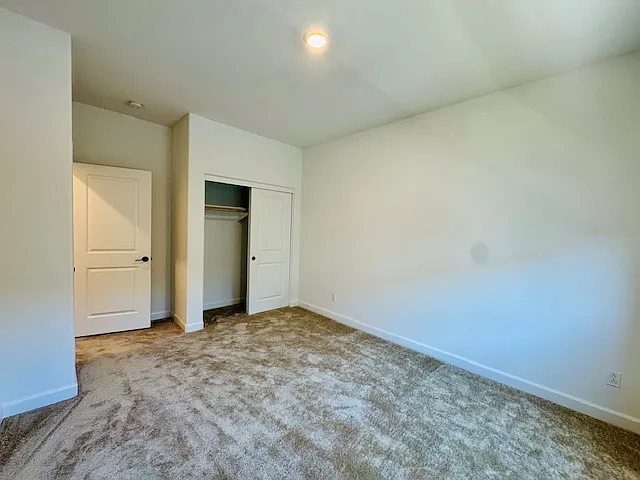 12210 Halle Way — Photo 26