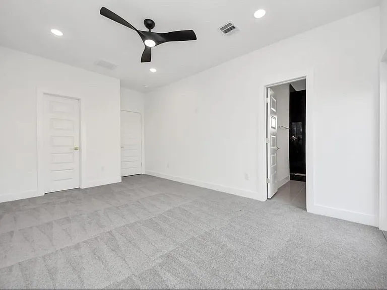 8125 Cabot St #B — Photo 14