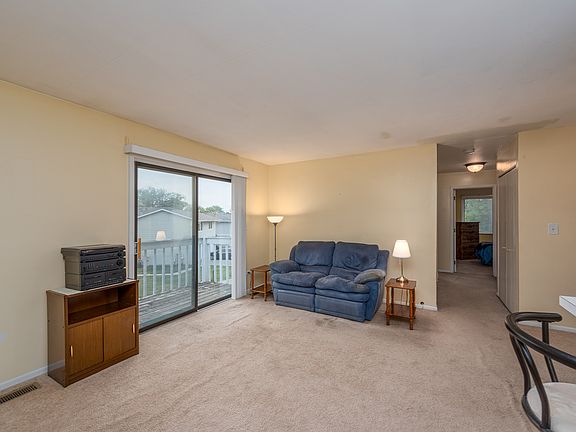 3rd image of 1515 Fremont Dr Unit 1515