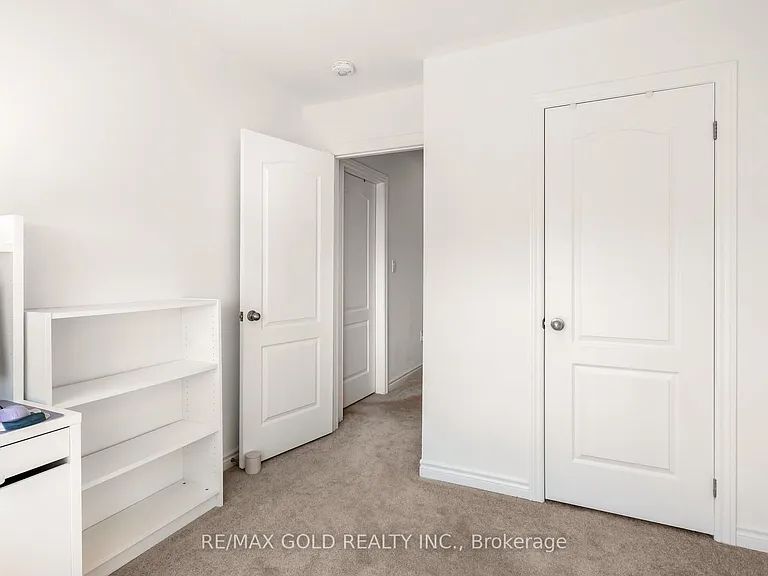18 Waterville Way — Photo 38