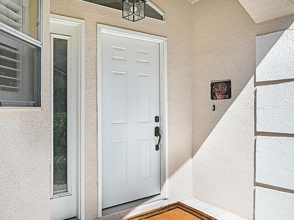 4th image of 740 Lakewood Ln