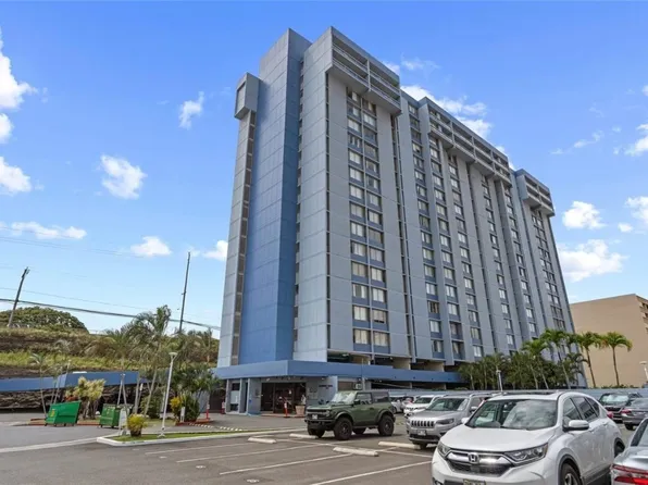 3045 Ala Napuaa Pl APT 1301, Honolulu, HI 96818