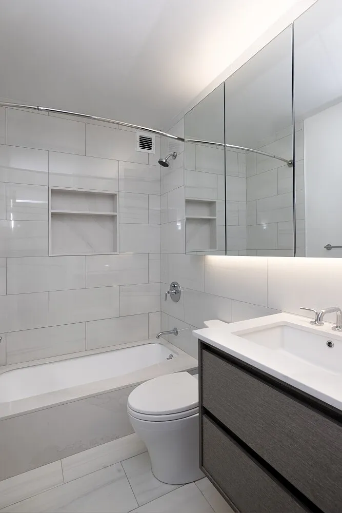 115 East 34th Street — Photo 4