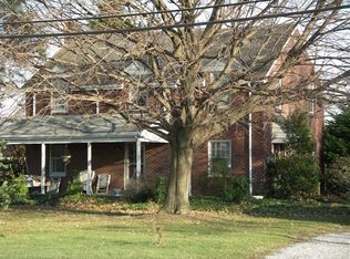 2498 Horseshoe Rd, Lancaster, PA 17601
