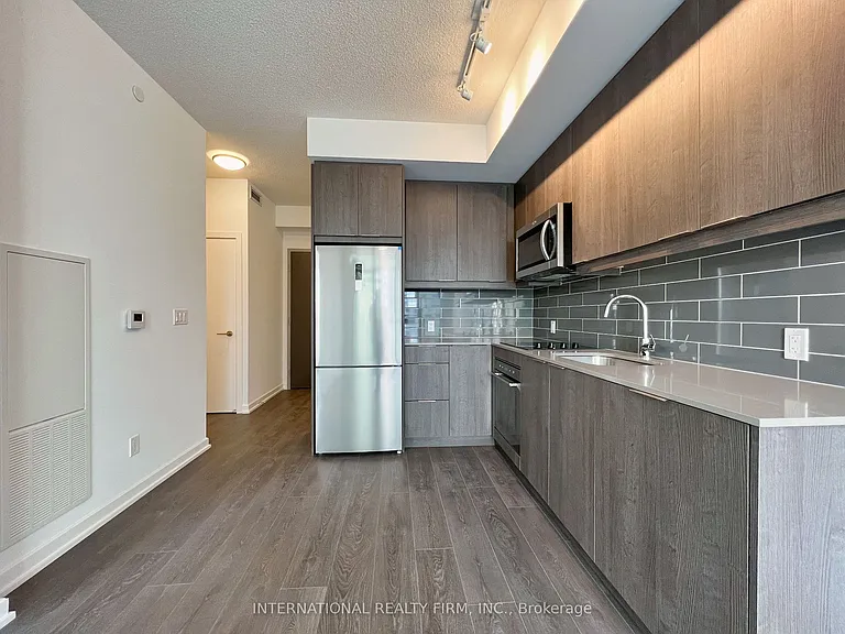 32 Forest Manor Rd #904 — Photo 27
