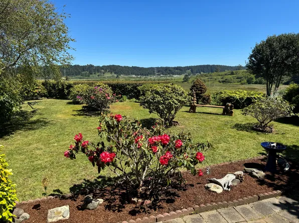 48 Sunshine Way #48, Eureka, CA 95503