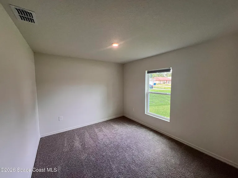 2182 Watkins Rd SE — Photo 2