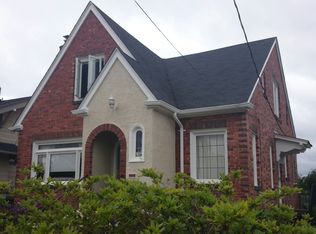 3265 Walnut Ave SW, Seattle, WA 98116