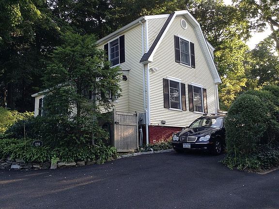 NorthEast Corner