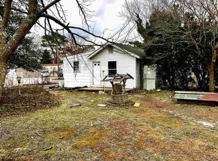 26 Pineview Ave, Egg Harbor Township, NJ 08234