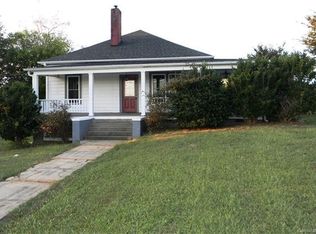 82 20th Ave SW, Hickory, NC 28602