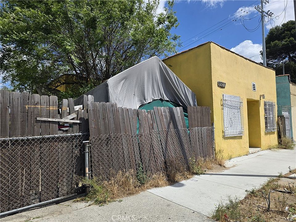 2nd image of 9920 Graham Ave