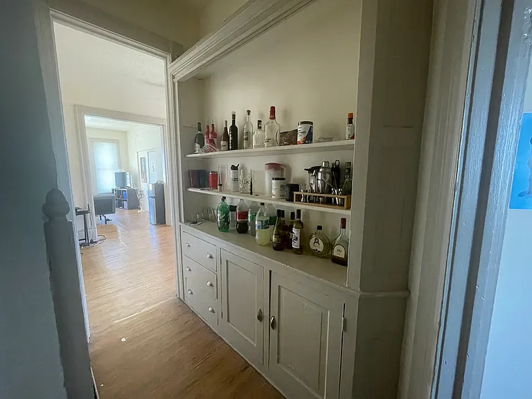 1305 N Milwaukee St — Photo 25